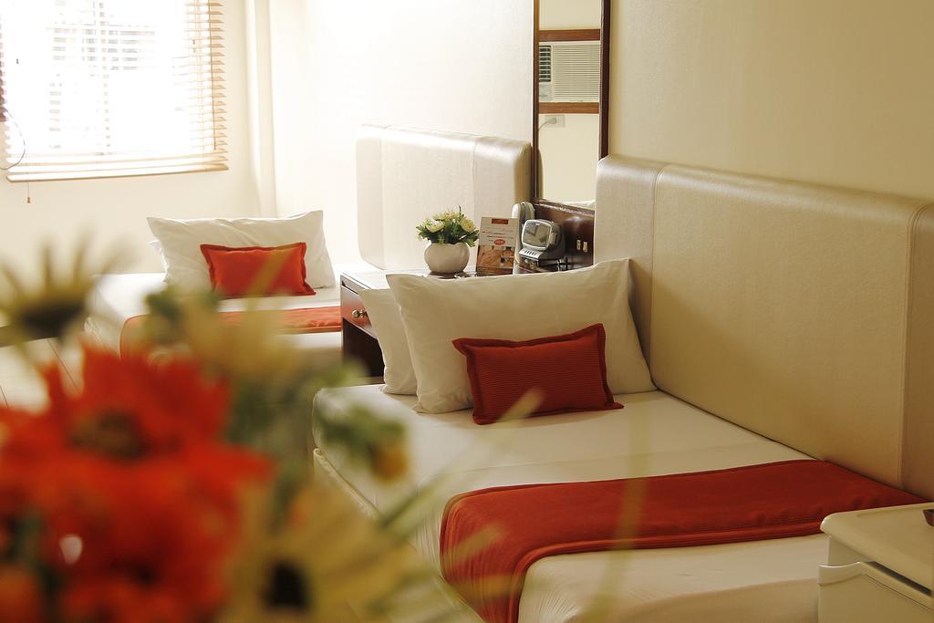 Hostel 1632 Manila Ngoại thất bức ảnh